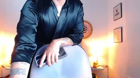zoe_hecate online show from May 16, 2026, 1:13 am