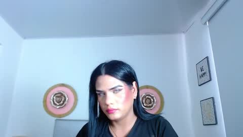 zoe_hecate online show from May 27, 2026, 7:00 pm