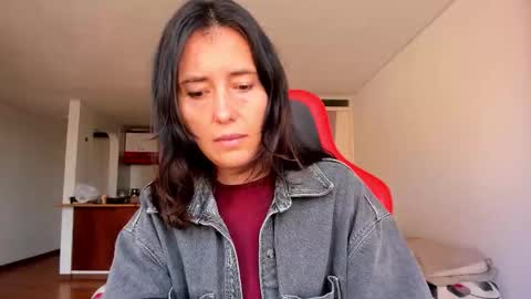 ZOE online show from October 7, 2025, 9:01 pm