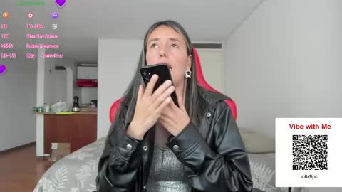 Snapshot of zoe_jeane_beker chatting on June 4, 2026, 8:59 pm ZOE online show from June 4, 2026, 8:59 pm