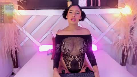 Zoey  online show from April 1, 2026, 9:56 pm