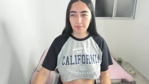 zoe_jones7 online show from January 12, 2025, 4:52 am