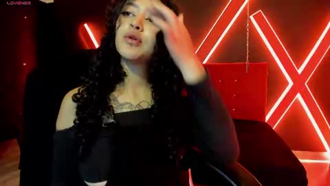 zoe  online show from June 27, 2026, 5:01 am