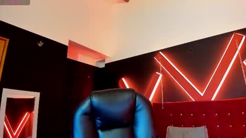 zoe  online show from July 23, 2026, 3:15 am
