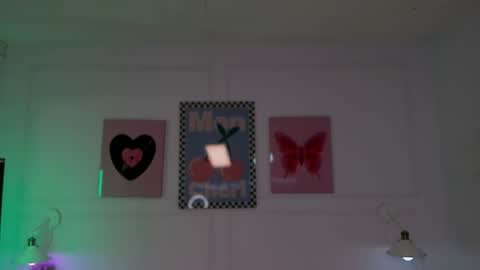 Zoe Lynch online show from February 20, 2026, 11:32 am