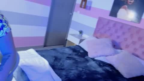 Snapshot of zoe_martin_ chatting on October 31, 2025, 4:02 am zoe_martin_ online show from October 31, 2025, 4:02 am