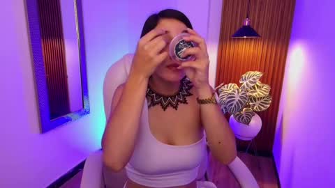 Snapshot of zoe_millerx chatting on December 17, 2024, 12:11 pm zoe_millerx online show from December 17, 2024, 12:11 pm