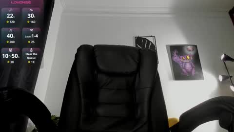 zoe_millerx online show from October 16, 2025, 1:12 pm