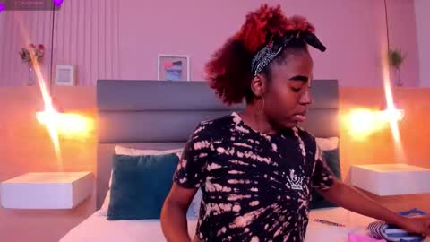 Snapshot of zoe_novakk chatting on October 3, 2025, 11:02 pm Zoe Novakk online show from October 3, 2025, 11:02 pm