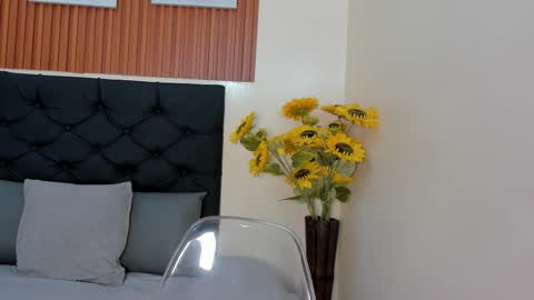 Zoe online show from January 10, 2026, 12:40 pm