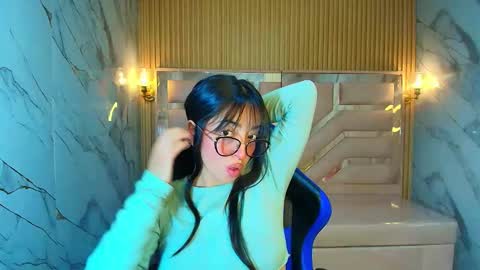 Zoe  online show from January 6, 2026, 8:01 pm