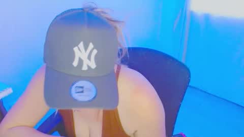 ZOE online show from December 1, 2025, 9:53 pm