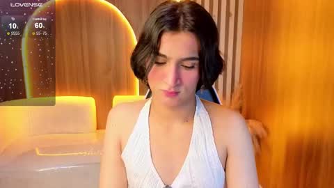 Zoe online show from February 10, 2026, 8:35 pm