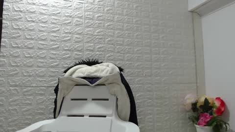 Carolina online show from October 11, 2025, 10:52 pm