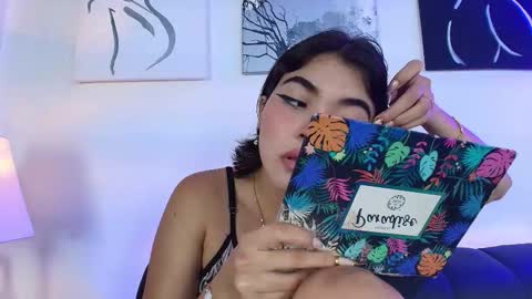 Snapshot of zoe_wang chatting on September 23, 2025, 3:31 am Zoe online show from September 23, 2025, 3:31 am