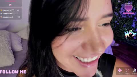 Snapshot of zoe_wattson chatting on March 9, 2025, 6:17 am Zoe online show from March 9, 2025, 6:17 am