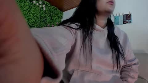 Zoe online show from October 1, 2025, 4:40 am