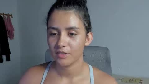 Snapshot of zoe_wattson chatting on May 18, 2026, 2:51 am Zoe online show from May 18, 2026, 2:51 am