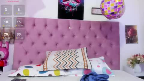Snapshot of zoe_wish chatting on May 20, 2026, 1:50 pm zoe_wish online show from May 20, 2026, 1:50 pm