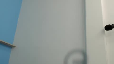 Snapshot of zoecute5817 chatting on June 4, 2026, 1:11 am ZOE online show from June 4, 2026, 1:11 am