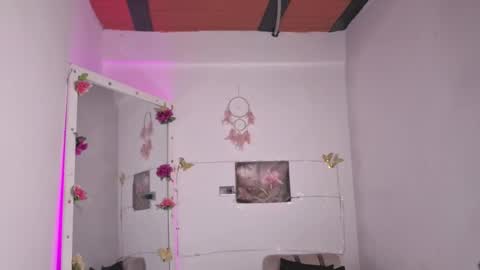 Catt online show from October 13, 2025, 10:43 pm