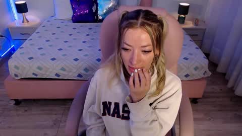 zoe online show from February 20, 2026, 4:53 am