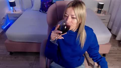 zoe online show from March 1, 2026, 4:14 am