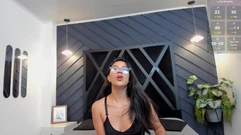 Snapshot of zoee_martins_ chatting on September 25, 2025, 5:49 pm Zoe 3 online show from September 25, 2025, 5:49 pm