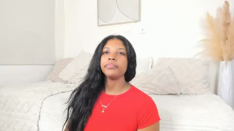 zoegarner10 online show from June 1, 2026, 7:37 pm