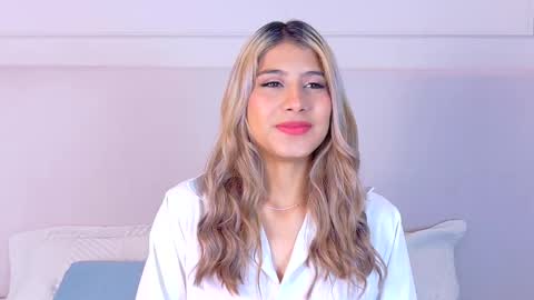 Zoe online show from October 3, 2025, 11:18 am