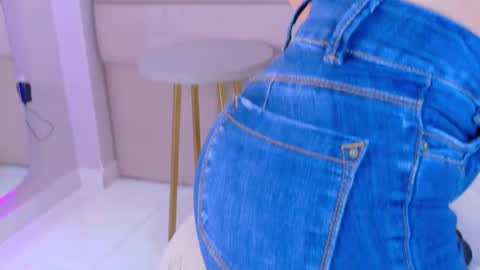 Zoe online show from March 6, 2026, 11:17 am