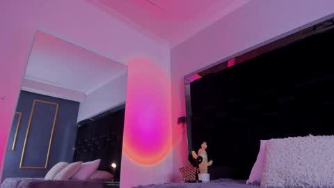 zoevidal_ online show from January 21, 2025, 11:56 am