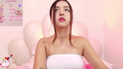 zoewillian online show from May 14, 2026, 11:55 pm