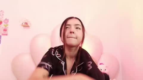 zoewillian online show from May 28, 2026, 12:08 am