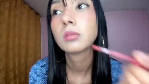 Zoey online show from May 26, 2026, 2:40 am