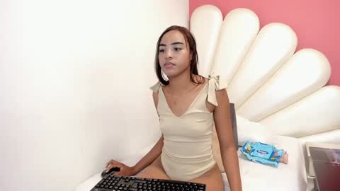 Zoe online show from January 15, 2025, 9:20 pm