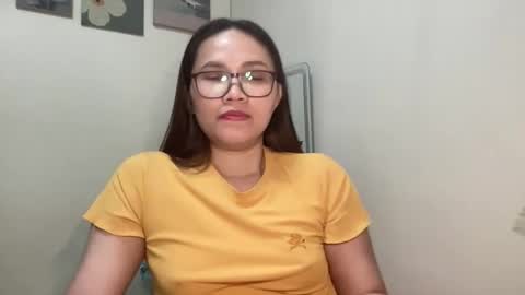 zoey_foryou online show from May 31, 2026, 1:51 pm