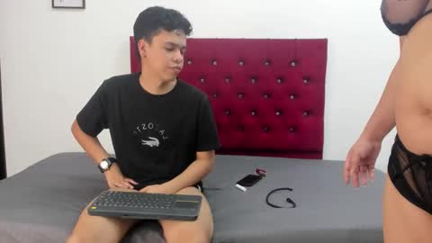 Snapshot of zoey_jayden chatting on March 20, 2026, 3:55 am Zoey Jayden online show from March 20, 2026, 3:55 am