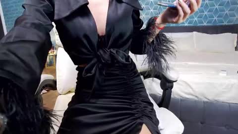 Zoey online show from October 15, 2025, 4:29 pm