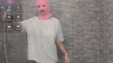 Zoey online show from October 10, 2025, 5:06 am