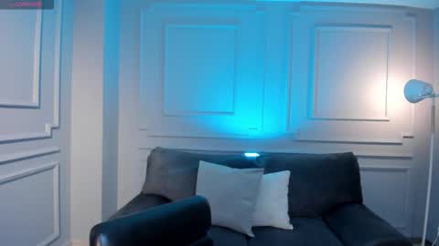 Zoey Walker online show from October 28, 2025, 11:36 am