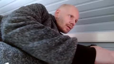 Snapshot of zolexthomas chatting on December 14, 2024, 12:12 pm zolexthomas online show from December 14, 2024, 12:12 pm