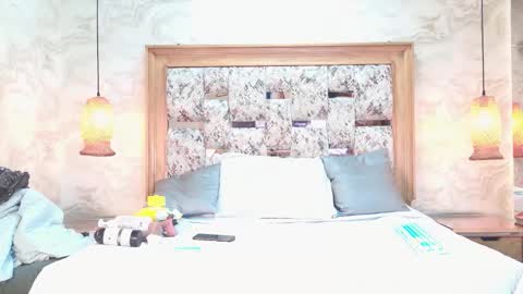 zoley  online show from January 19, 2026, 3:10 am