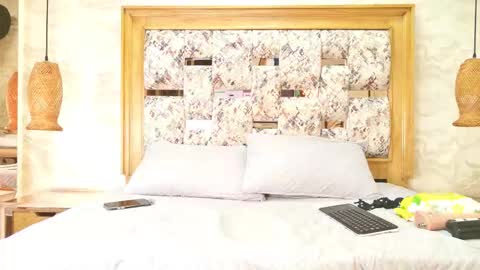 zoley  online show from March 19, 2026, 3:10 am