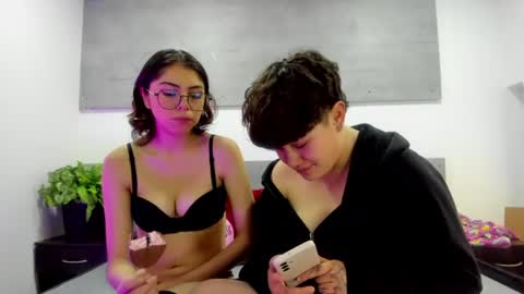 Snapshot of zooble_28 chatting on July 11, 2026, 2:20 pm Nick And Mia online show from July 11, 2026, 2:20 pm