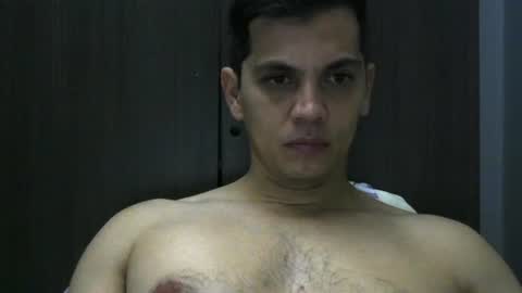 Snapshot of zoro_00 chatting on June 29, 2026, 12:39 am zoro_00 online show from June 29, 2026, 12:39 am