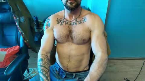 Zuko online show from April 10, 2026, 1:55 am