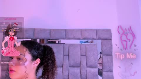 Snapshot of zulyjones chatting on January 23, 2025, 10:11 pm Zuly online show from January 23, 2025, 10:11 pm
