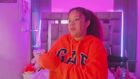 Zuly  online show from April 16, 2026, 1:01 pm