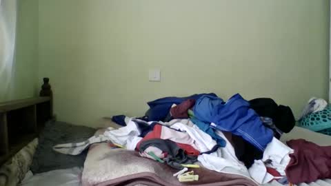 zurivelvetstudio online show from February 11, 2026, 12:10 pm